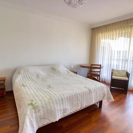 4 People - Swimming Pool And Tennis - Garage Appartement *