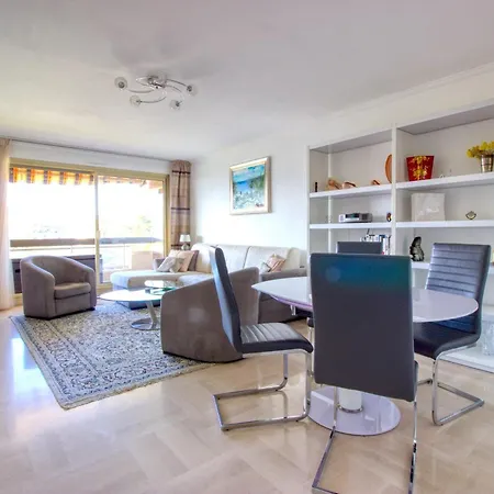 4 People - Swimming Pool And Tennis - Garage Appartement *