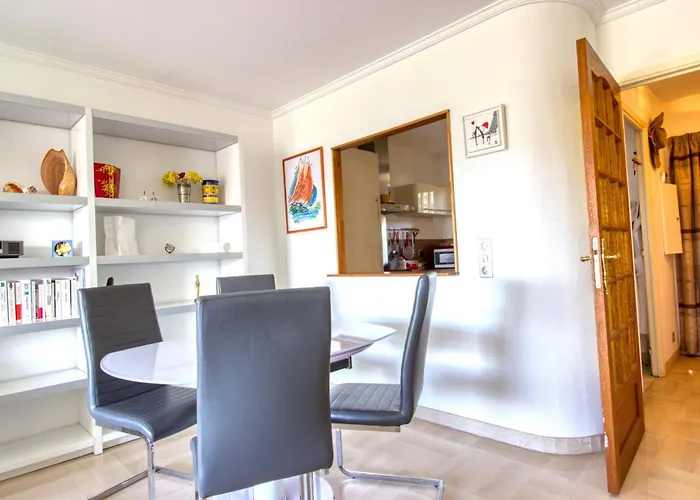 4 People - Swimming Pool And Tennis - Garage Apartman